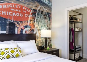 Hotel Versey room and closet view